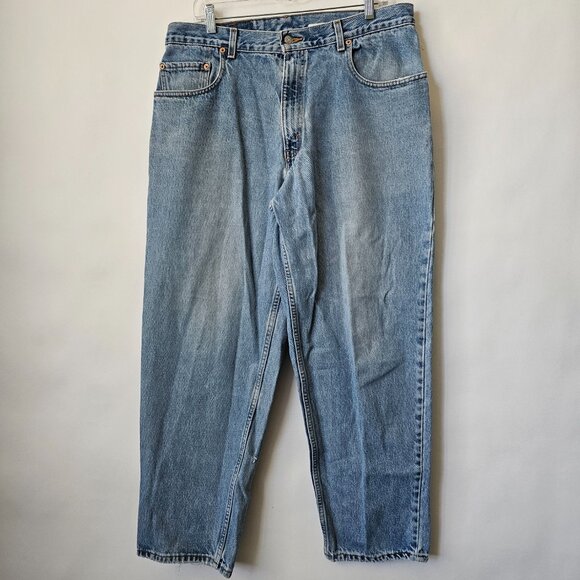 Vintage Levis 570 Baggy Fit Tapered Leg Distressed Mens 34x30 Blue Denim Jeans